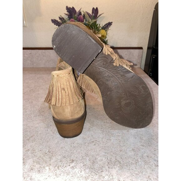 Naughty Monkey Womens Brown Fringe Ankle Booties Size 7.5 - Picture 7 of 8